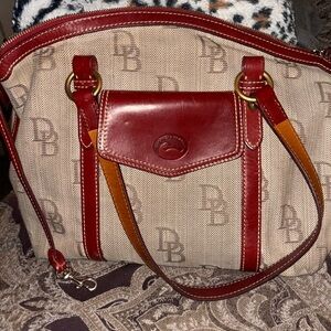 Dooney & Bourke Shoulder bag